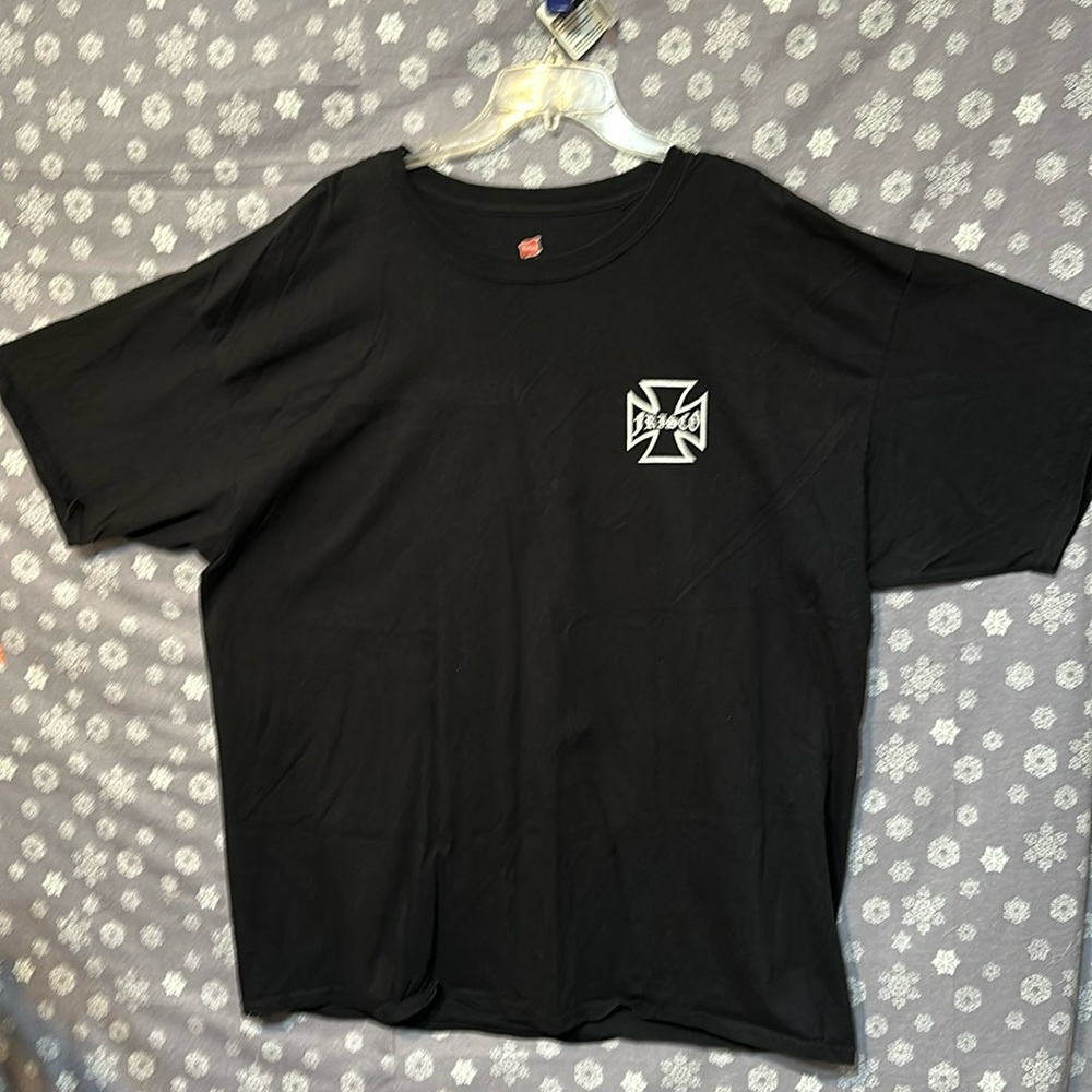 Men’s black tee.  California chopper.